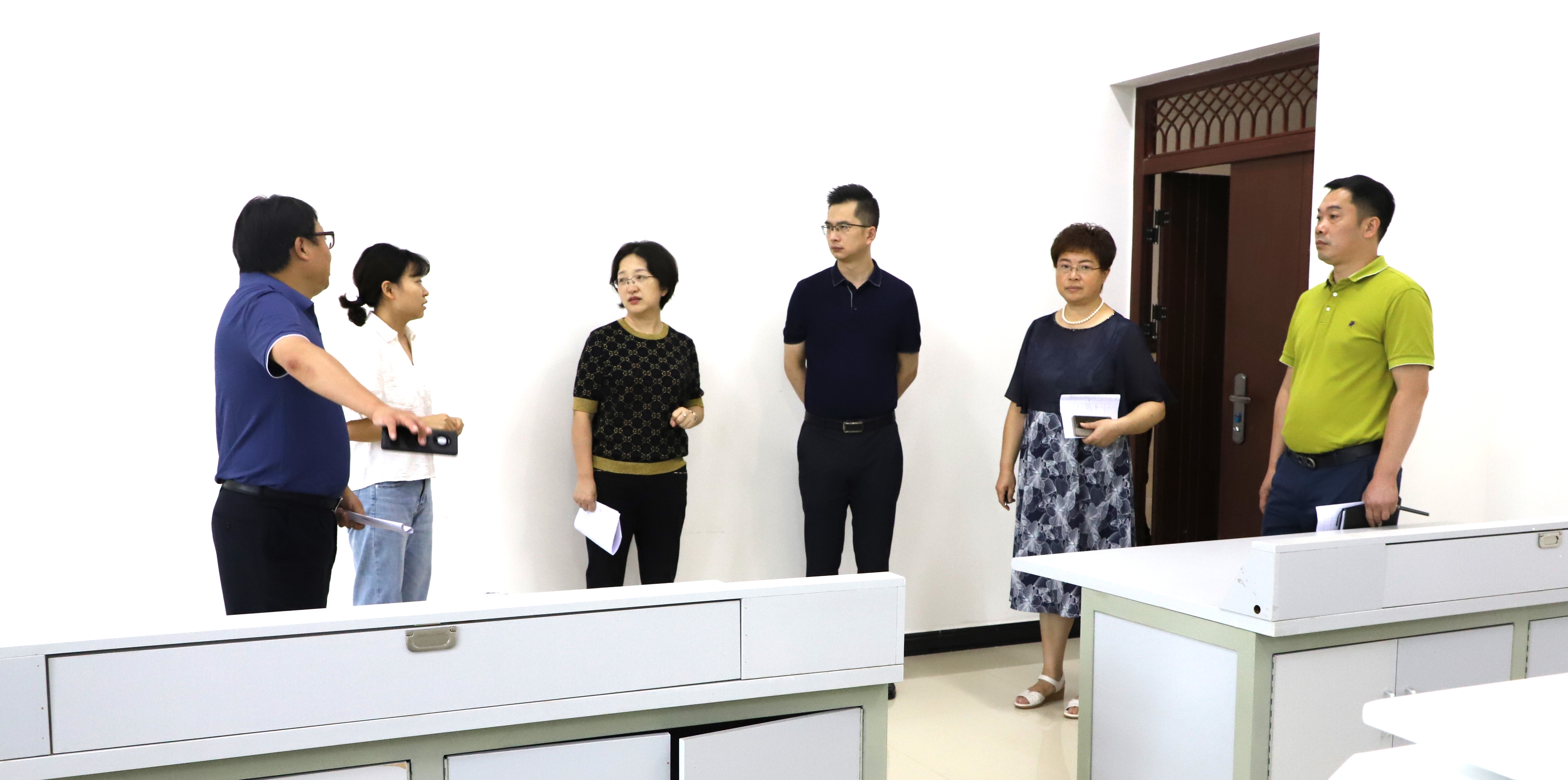 西南醫投集團檢查指導瀘州醫療器械職業學院開學準備工作