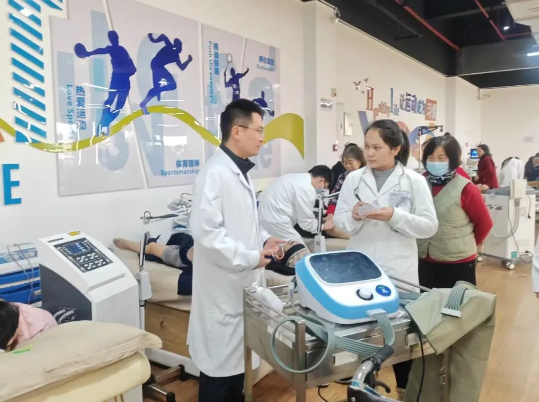 西南醫(yī)投集團(tuán)聚焦項(xiàng)目綜合施策奮戰(zhàn)首季“開門紅”